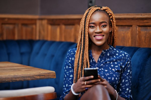 Comment choisir le meilleur type de blouse en soie pour une silhouette en X ?